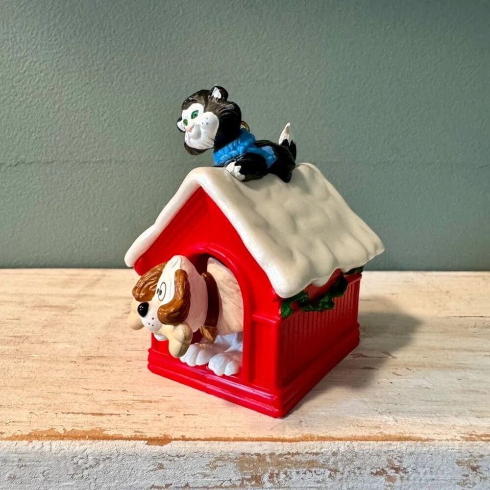 1989 Hallmark Lets Play Bobblehead Dog & Cat Vintage Christmas Keepsake Ornament - Picture 2 of 7